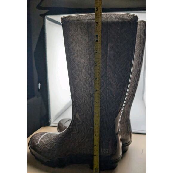 Ugg Rain Boots Size 7 Knee High Women's Gray Cable Knit Pattern Rubber - Picture 10 of 11